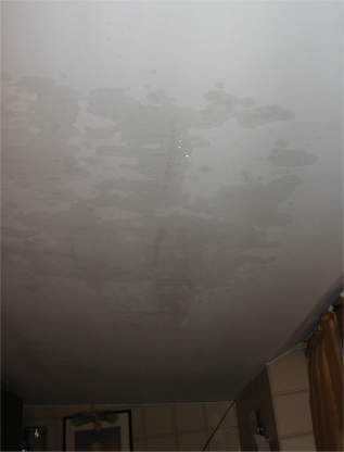 Macchie di umidità sul soffitto